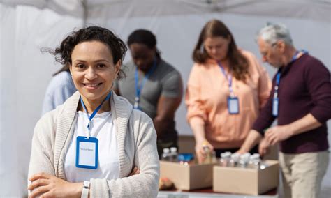 The best charities to donate to for impact in Canada for 2023.